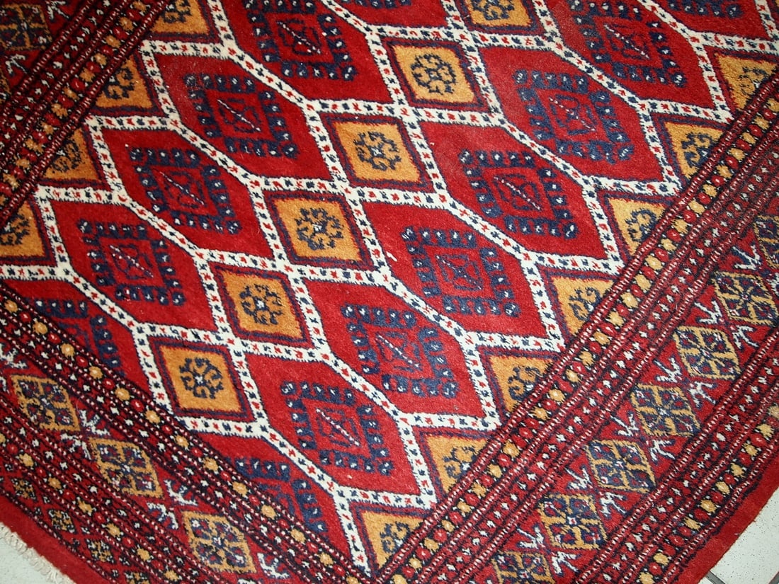 Handmade vintage Uzbek Bukhara rug 3.3' x 4.9' (100cm x 152cm) 1960s - 6