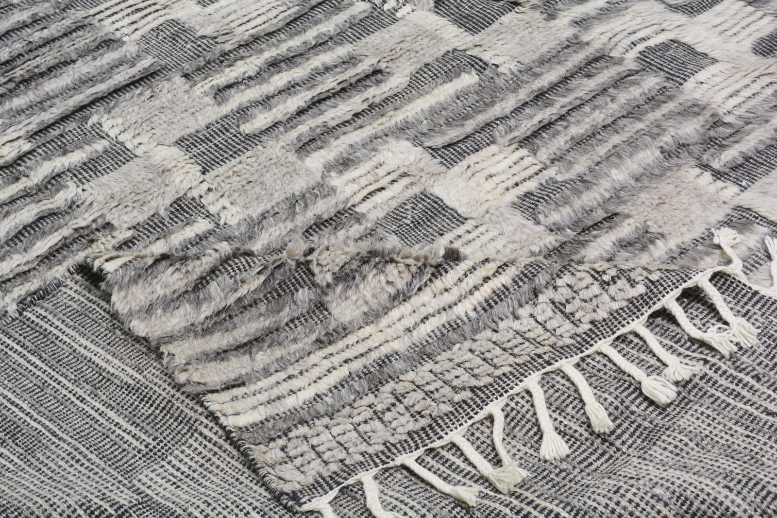 HAND KNOTTED RUG; MOROCCAN - 6