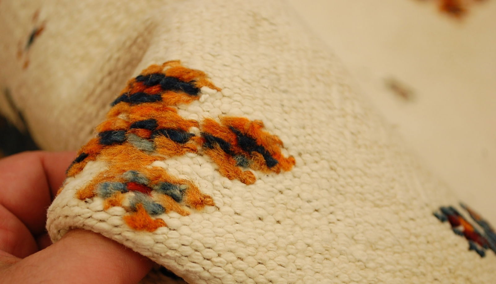 PERSIAN SHIRAZ RUG 3.9x4.2 - 7