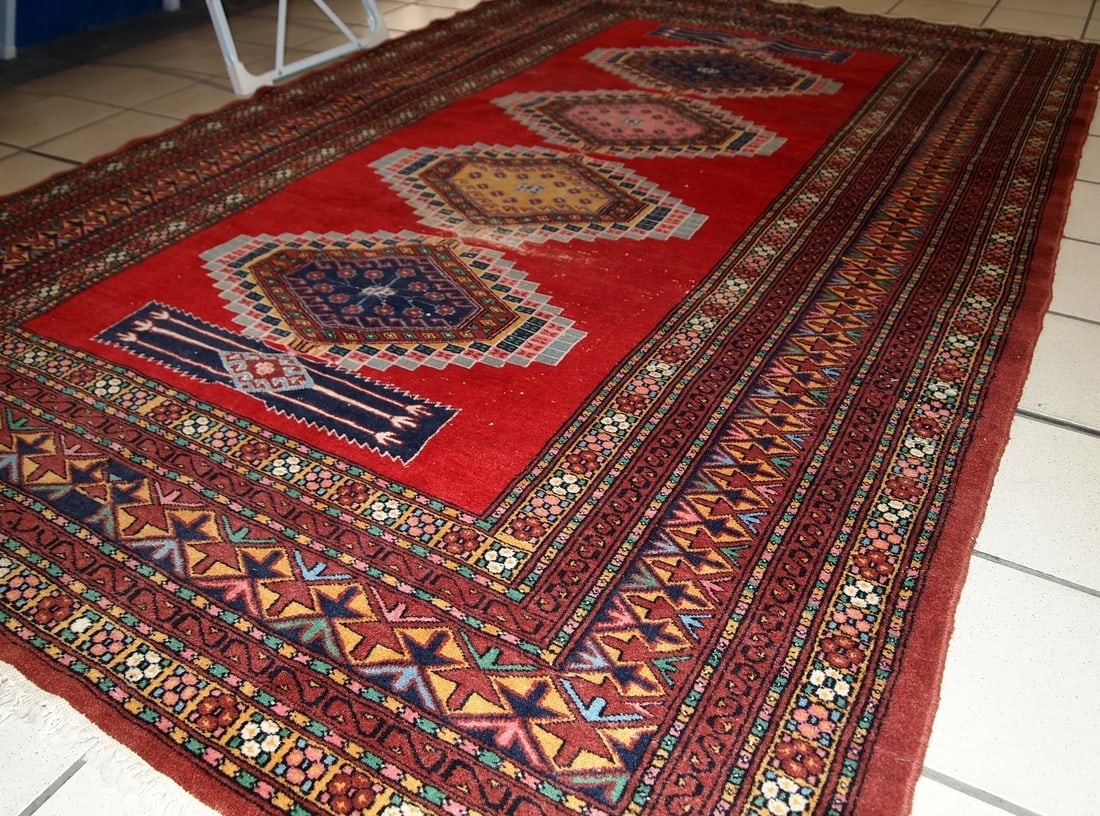 Handmade vintage distressed Uzbek Bukhara rug 4.2' x 6.5' (128cm x 199cm) 1960s - 11