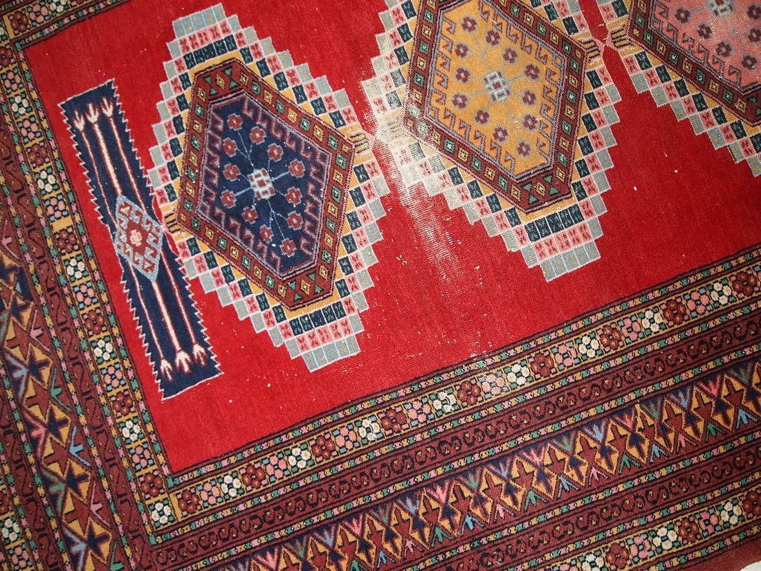 Handmade vintage distressed Uzbek Bukhara rug 4.2' x 6.5' (128cm x 199cm) 1960s - 9