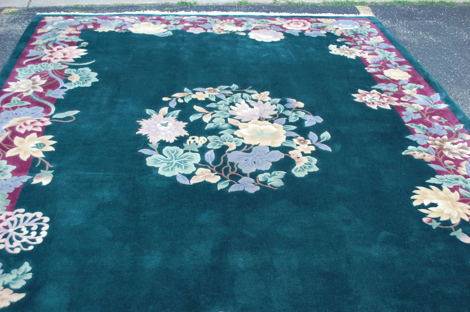 CHINESE RUG 8'3" X 11'3" - 2