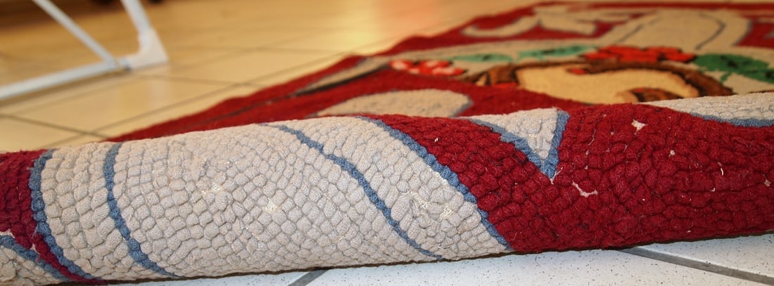 Handmade antique American hooked rug 2,2' x 4,4' ( 67cm x 135cm ) 1930 - 13