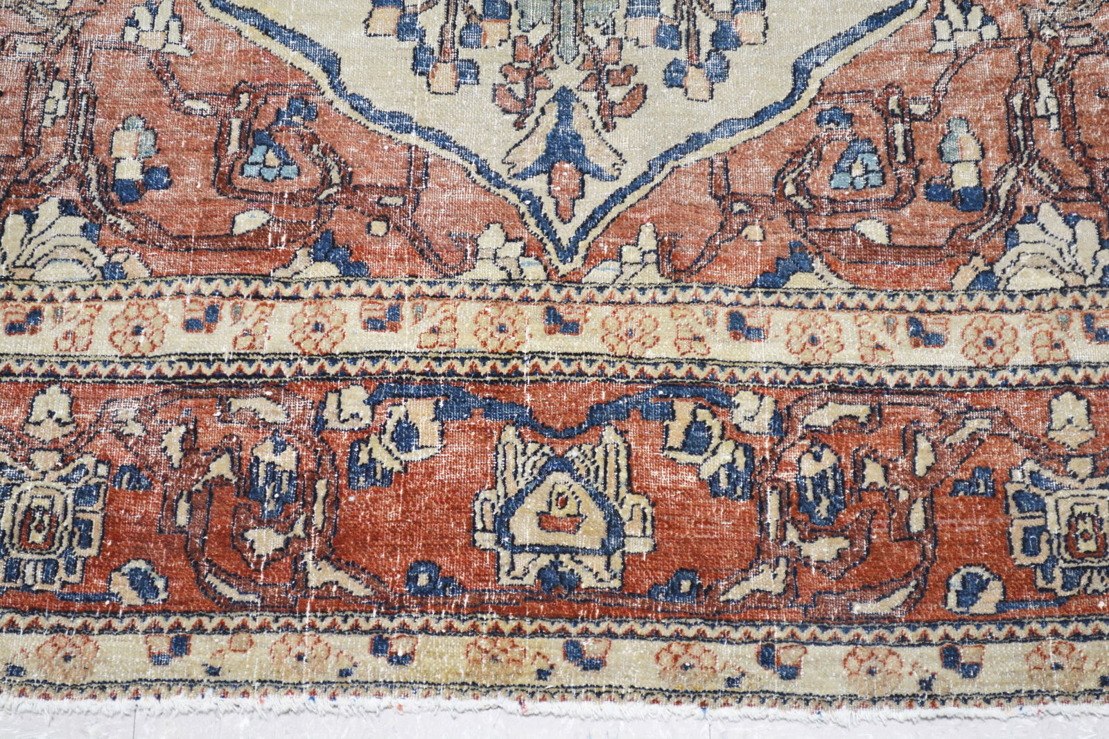 HAND KNOTTED RUG; PERSIAN - 4