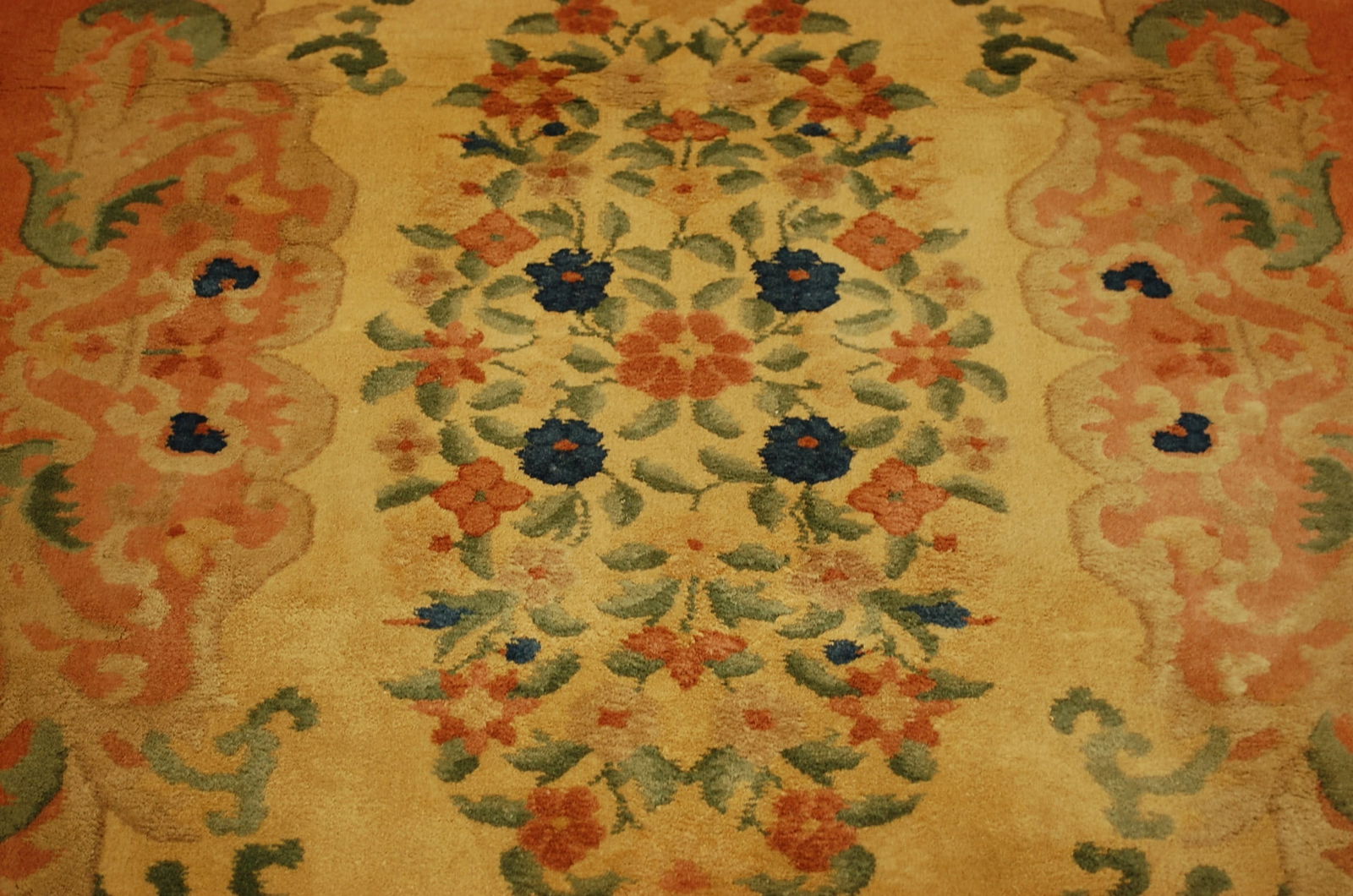 CHINESE NICHOLSRUG 3' x 4'10" - 7