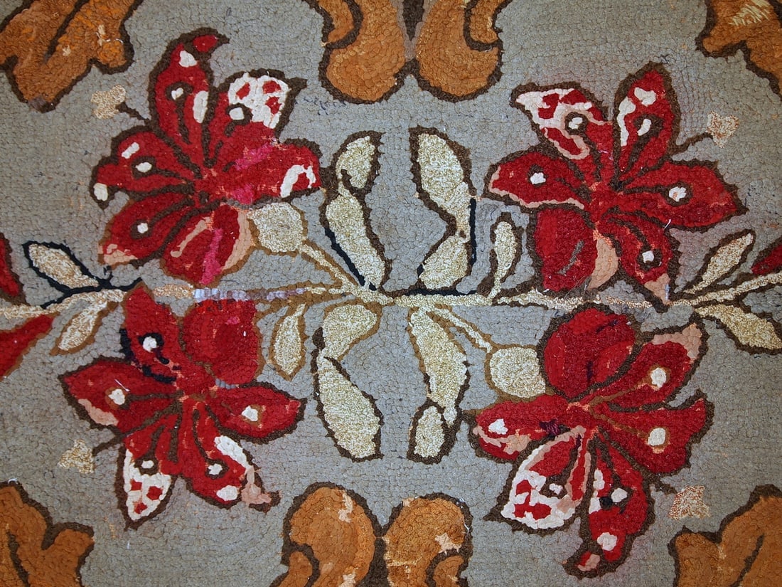 Handmade antique American Hooked rug 2.4' x 4.1' (75cm x 127cm) 1900s - 5