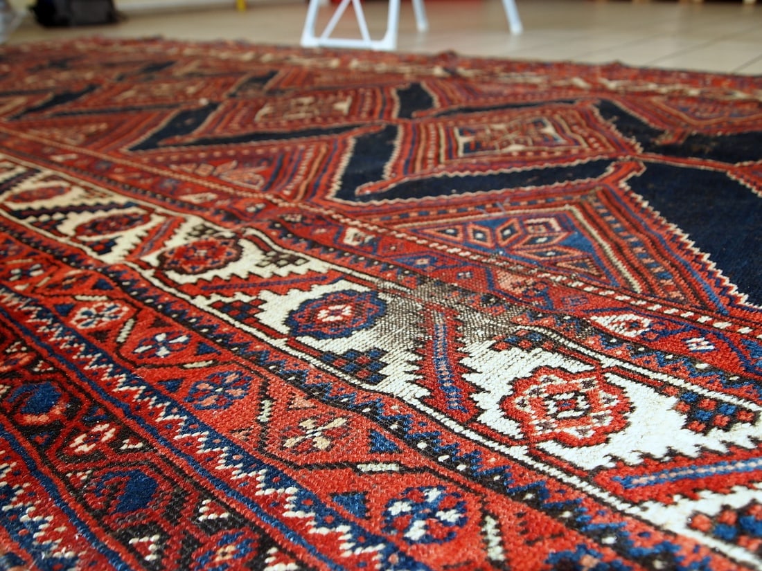 Handmade antique distressed Persian Shiraz rug 4.9' x 11.2' (152cm x 342cm) 1900s - 16