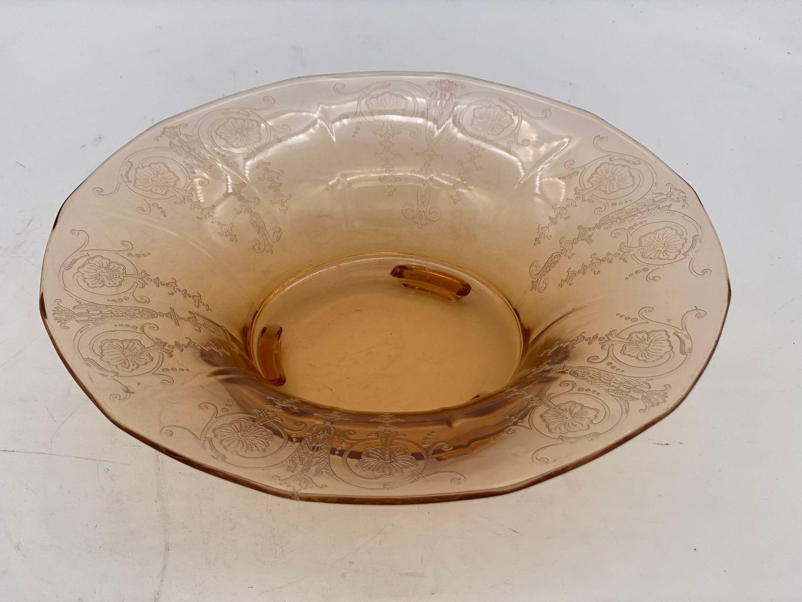 Vintage Bohemian Peach Intaglio Glass Fruit Bowl, Circa 1930 - 18