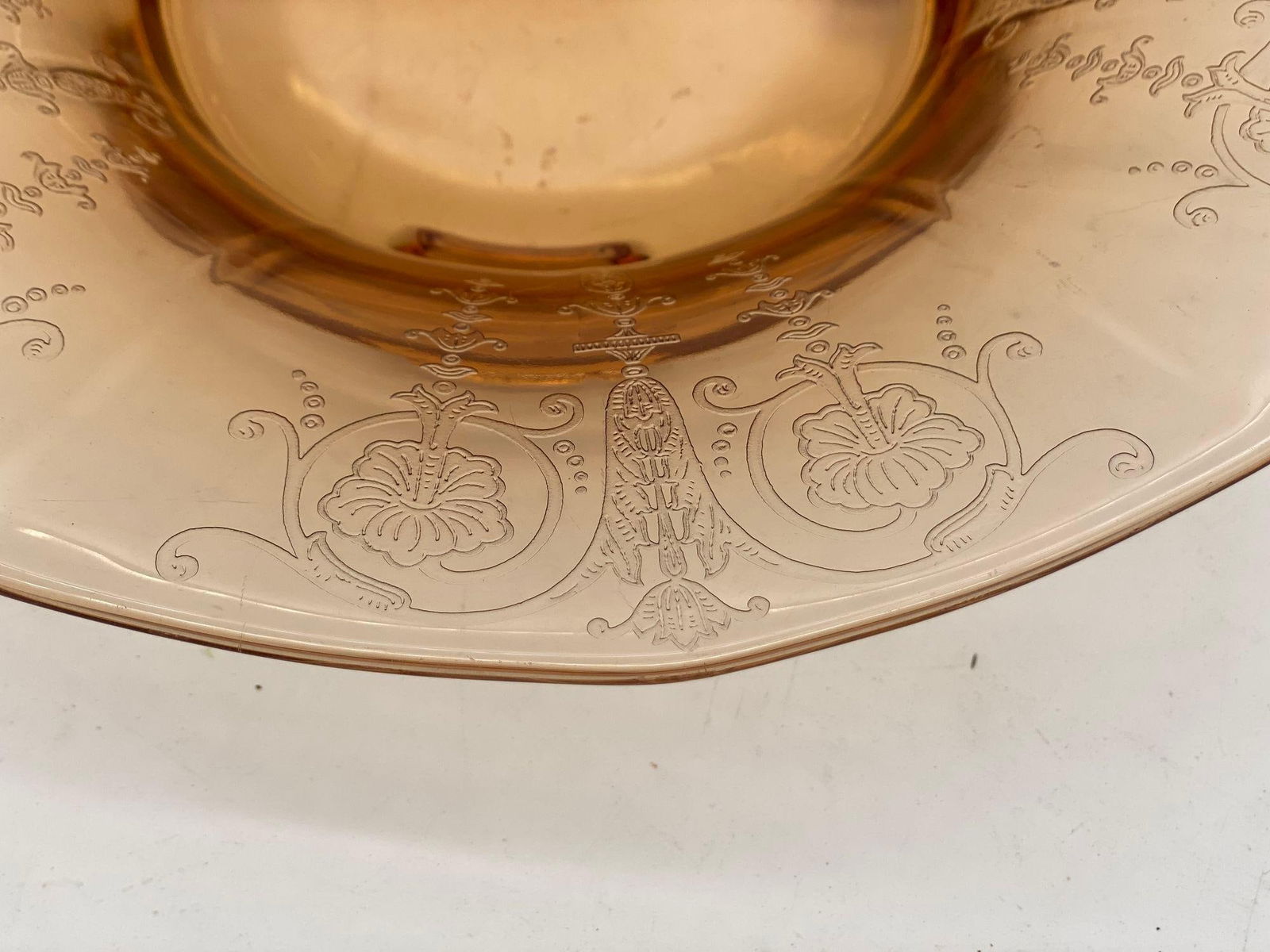 Vintage Bohemian Peach Intaglio Glass Fruit Bowl, Circa 1930 - 8