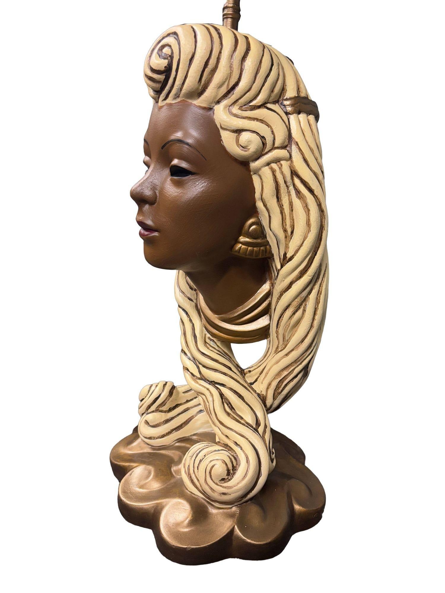 Mid-Century Female Bust Chalkware Lamp - 3