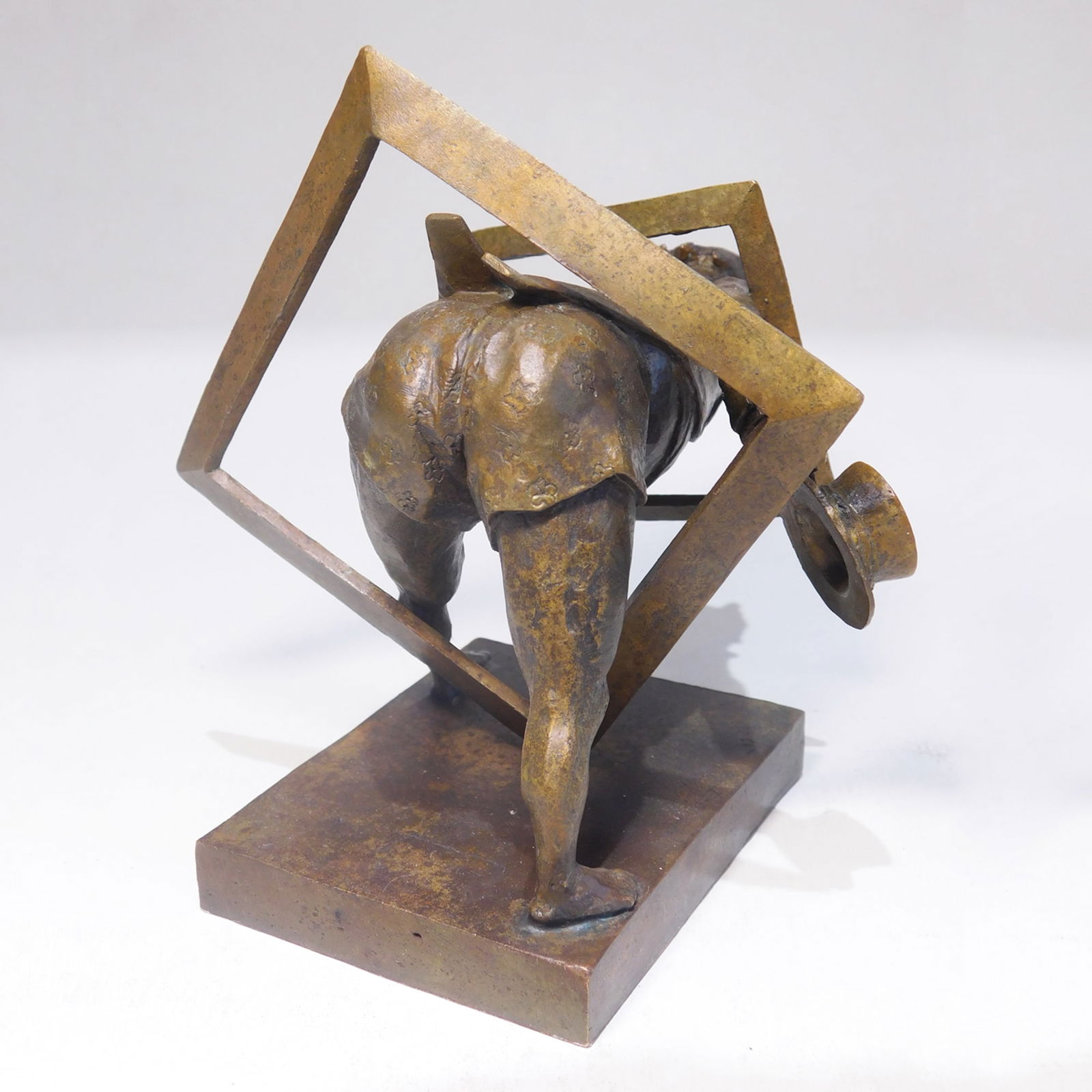 Going beyond - bronze sculpture - 2
