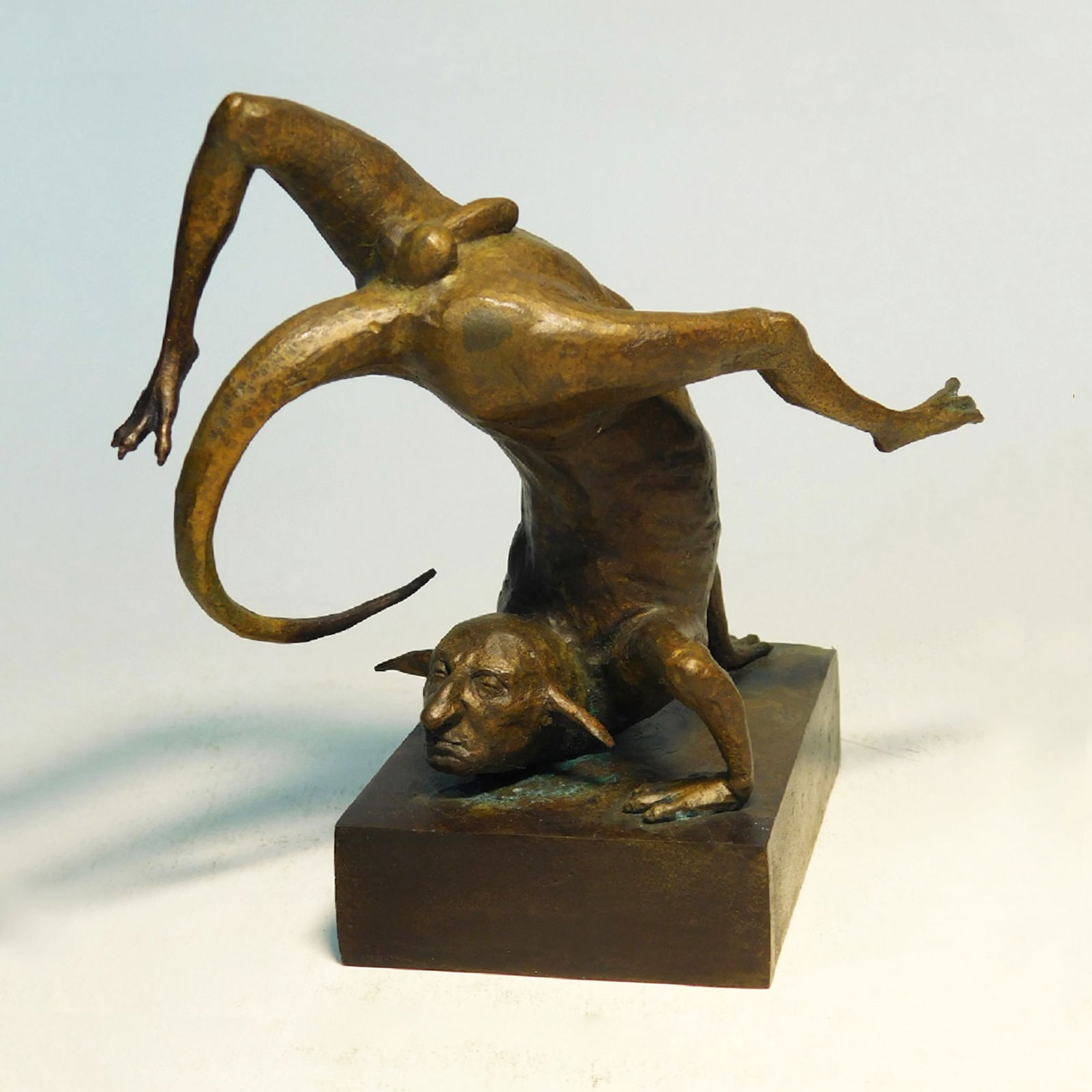 Catching the tail - bronze sculpture - 5