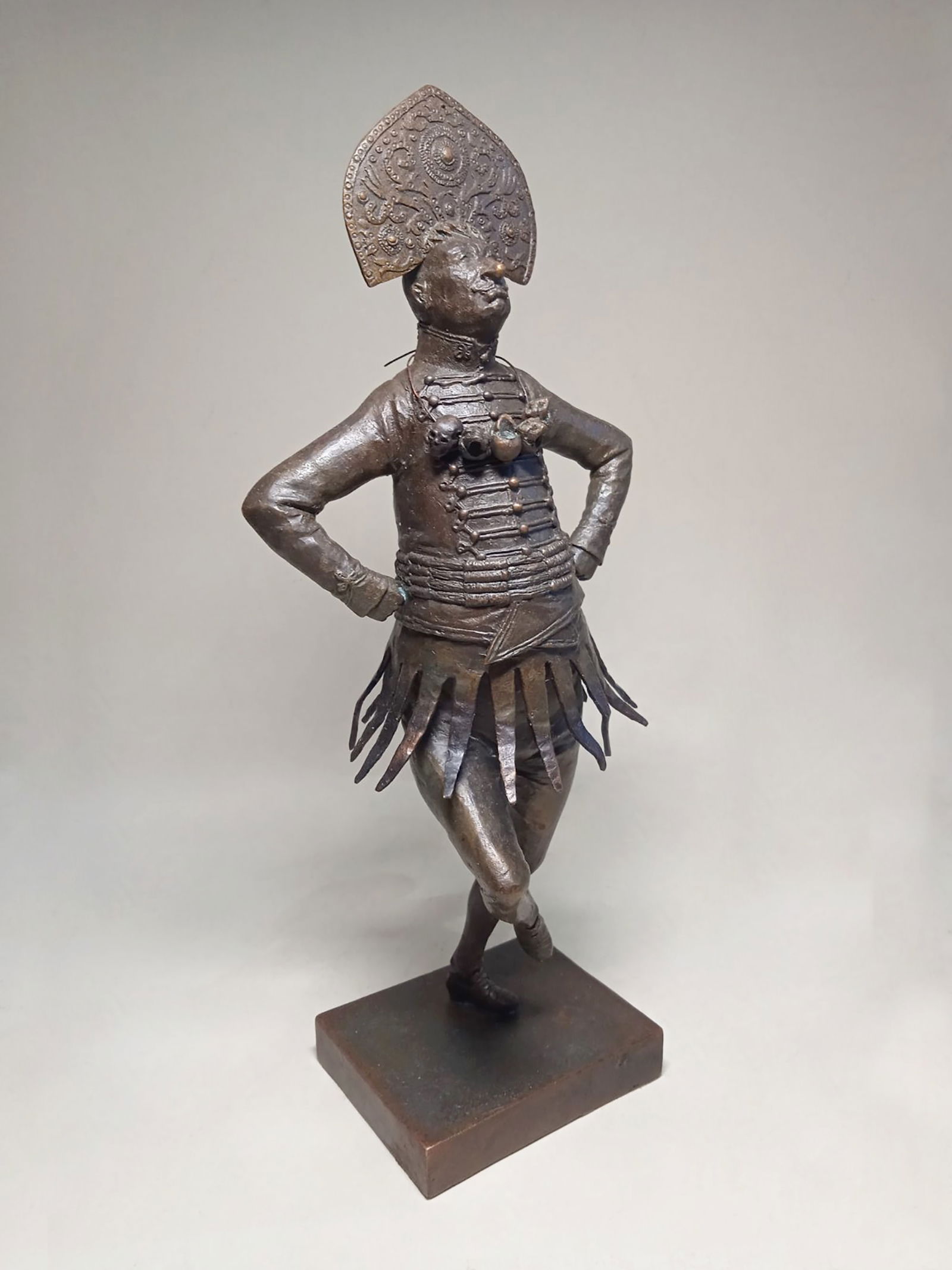 Papuan - bronze sculpture - 5