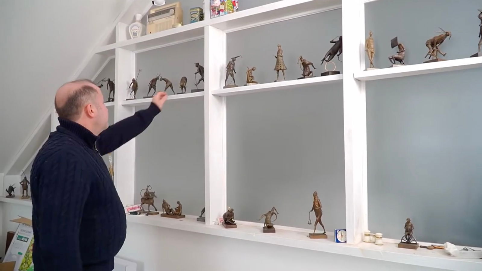 Finding balance - bronze sculpture - 6