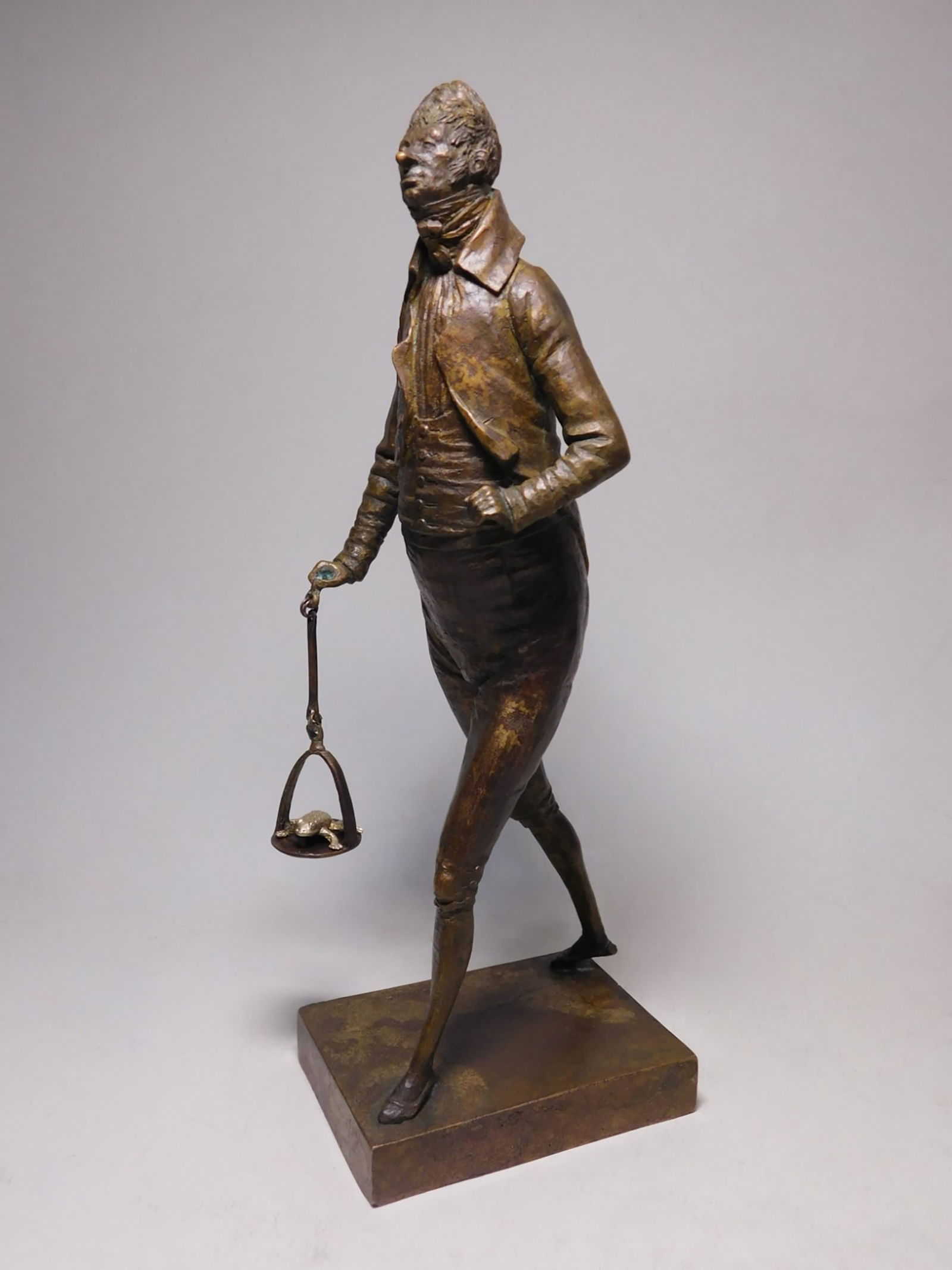 Toad walking - bronze sculpture: Title: Toad walking - bronze sculptureDescription: Artist: Shevchuk Dmitry Date/Period: 2021 Materials: Bronze Dimensions: 20x14x12 cm (8' x 5,5' x 5' in) Stamp: "D. Shevchuk". Circulation: 1/10.