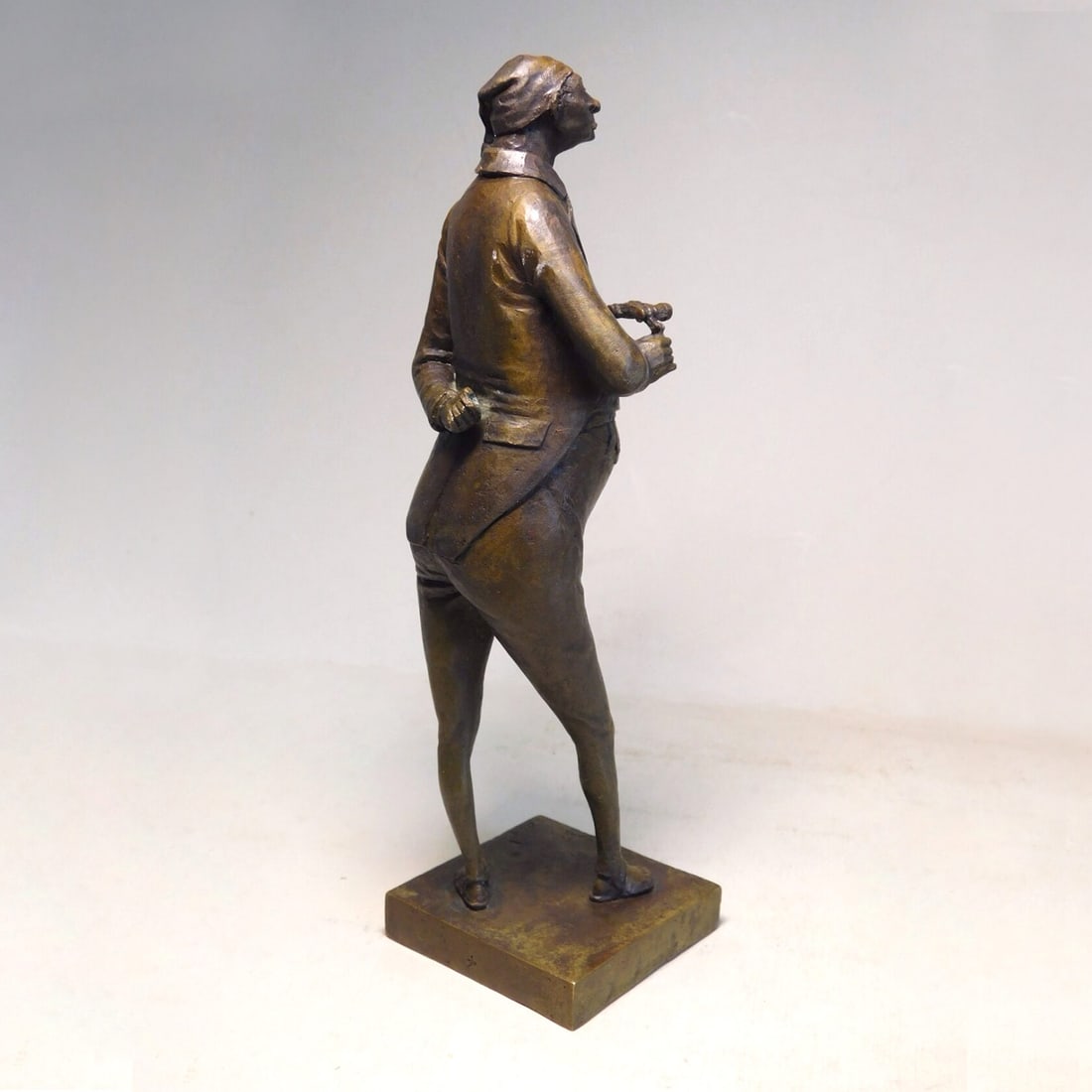 Esthete - bronze sculpture - 3