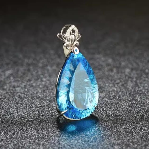 14K GOLD 21.6 CT NATURAL TOPAZ & DIAMOND PENDANT - 2