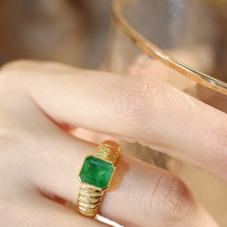 14K GOLD 1.91 CT NATURAL EMERALD RING - 4