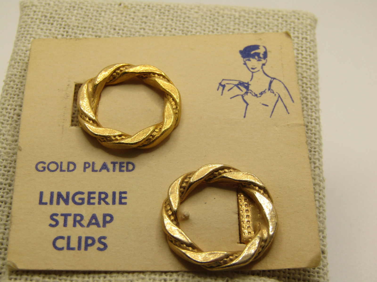 Vintage Lingerie Strap Clips, Two Circle Clips, Gold Plated, On Original Cards, Mid-Century: Title:Vintage Lingerie Strap Clips, Two Circle Clips, Gold Plated, On Original Cards, Mid-Century Description:Vintage Lingerie Strap Clips, Two Circle Clips, Gold Plated, On Original Cards, Mid-Centur