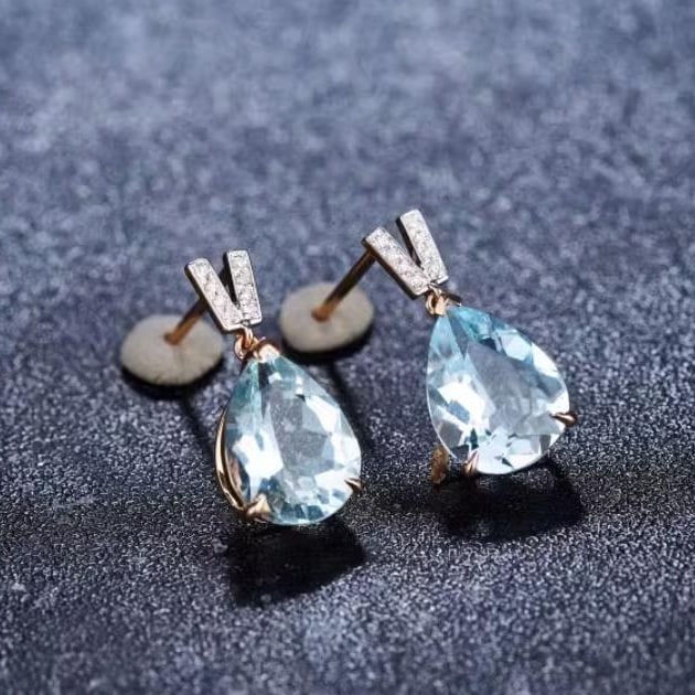 14K GOLD 3.68 CT NATURAL AQUAMARINE & DIAMOND EARRINGS - 2