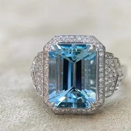 14K GOLD 5.70 CTW NATURAL AQUAMARINE & DIAMOND RING (1 of 3)