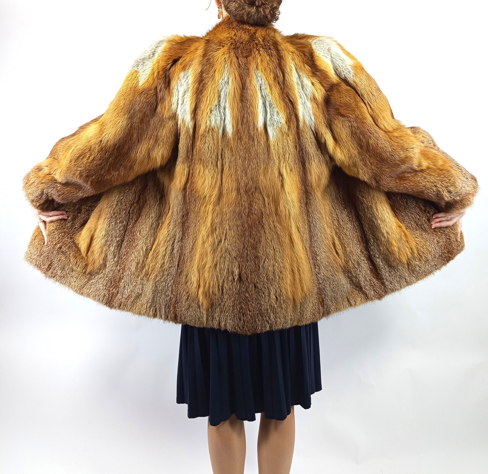 RED FOX FUR JACKET EU: L ; US: 16 (1 of 9)