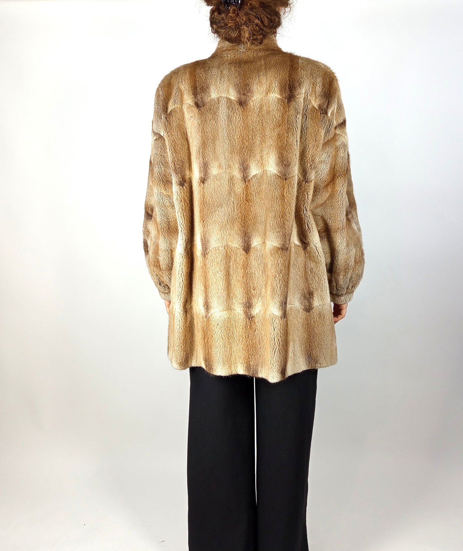 BISAM FUR JACKET EU: XL - US:20 - 7