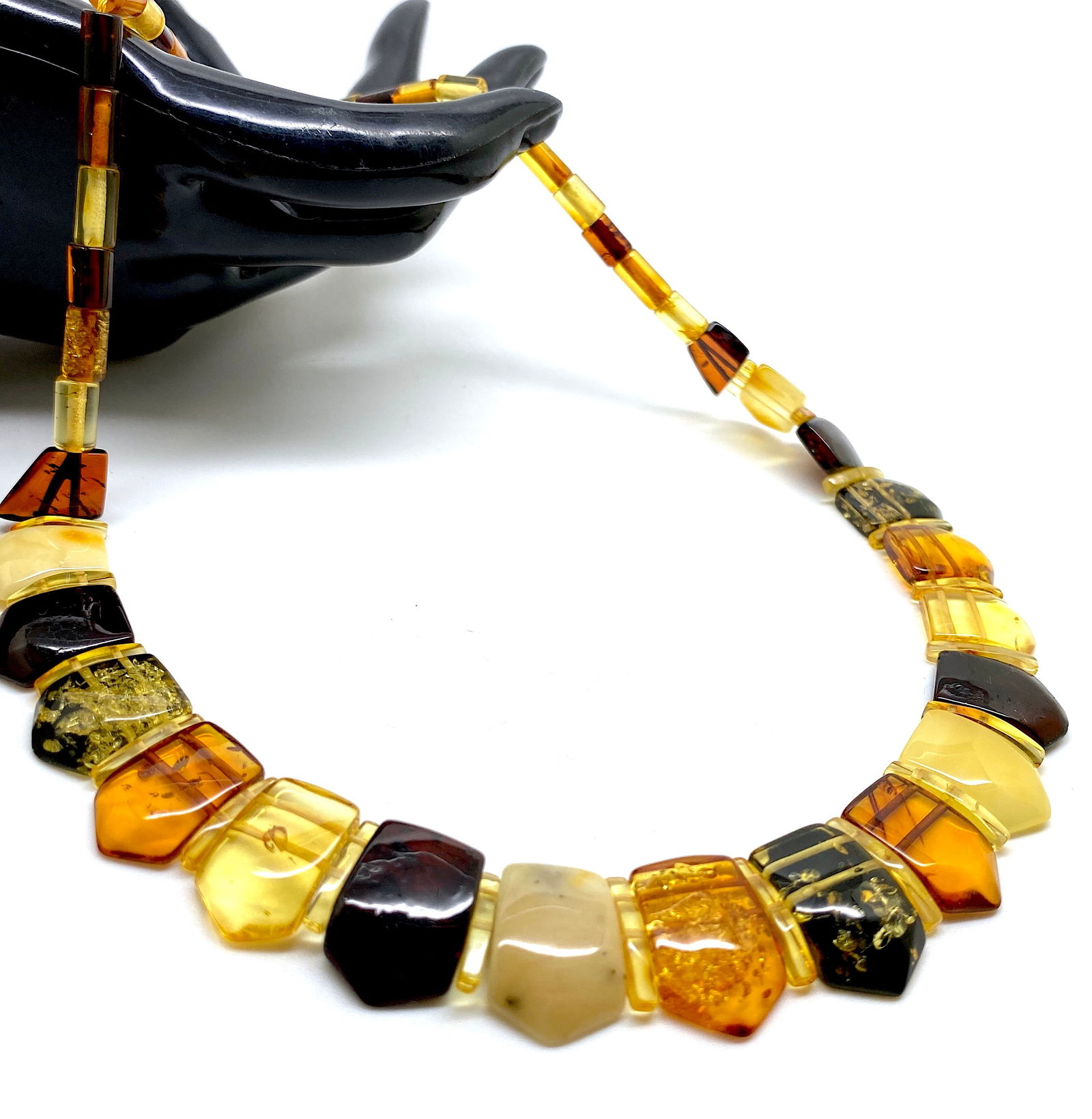 Astonishing Amber Cleopatra necklace - 8