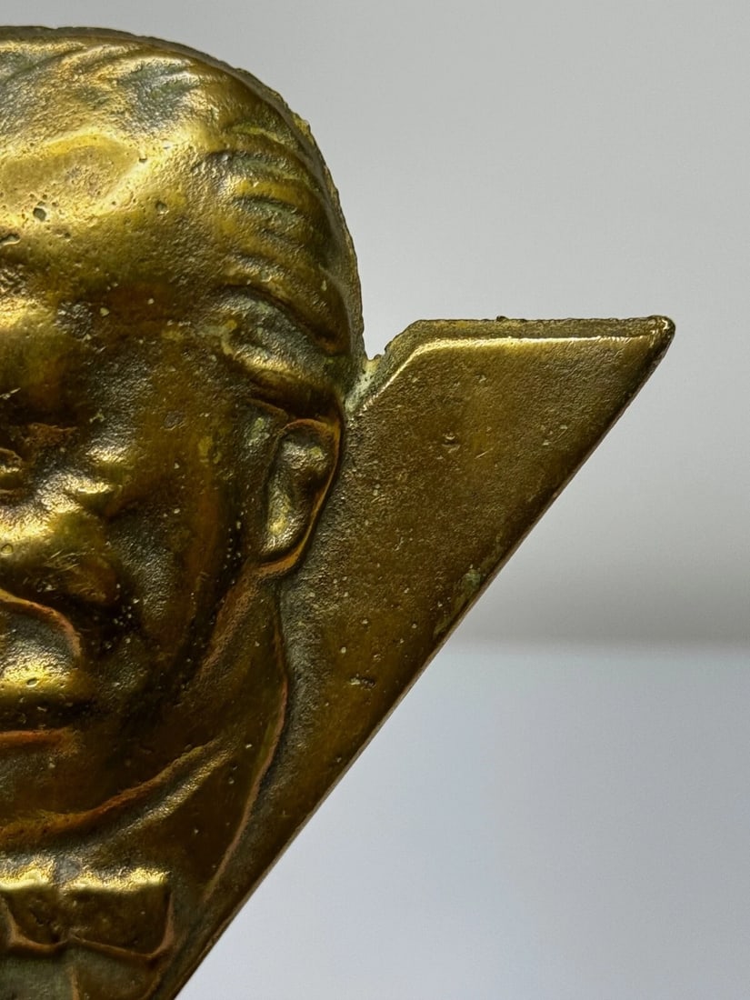 Historic WW2 Small Winston Churchill V For Victory Bronze Car Mascot Sculpture - 8