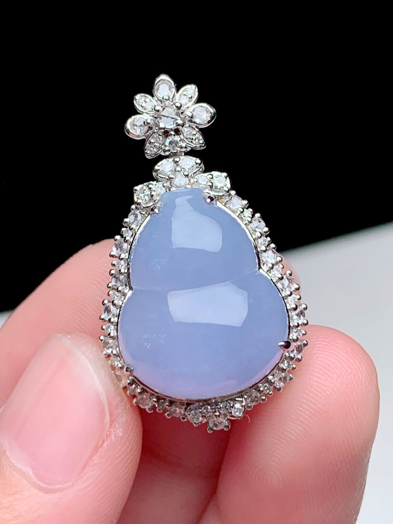 18K gold diamond inlaid natural jade pendant - 3