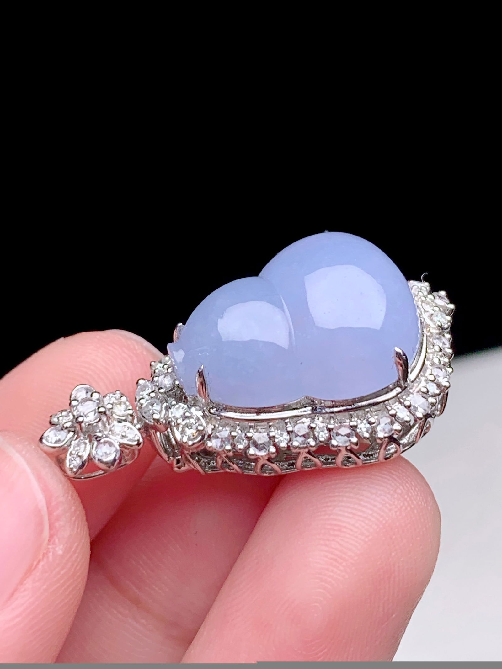 18K gold diamond inlaid natural jade pendant - 5