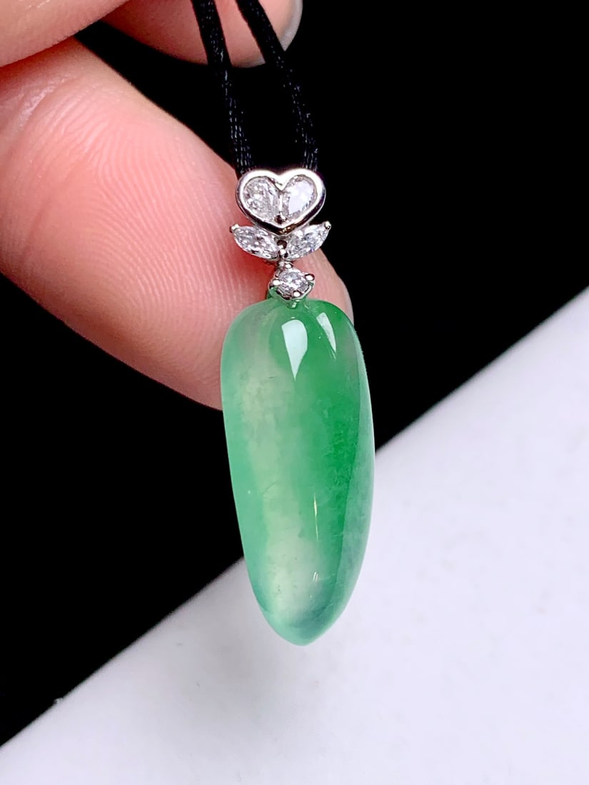 18K gold diamond inlaid natural jade pendant - 3