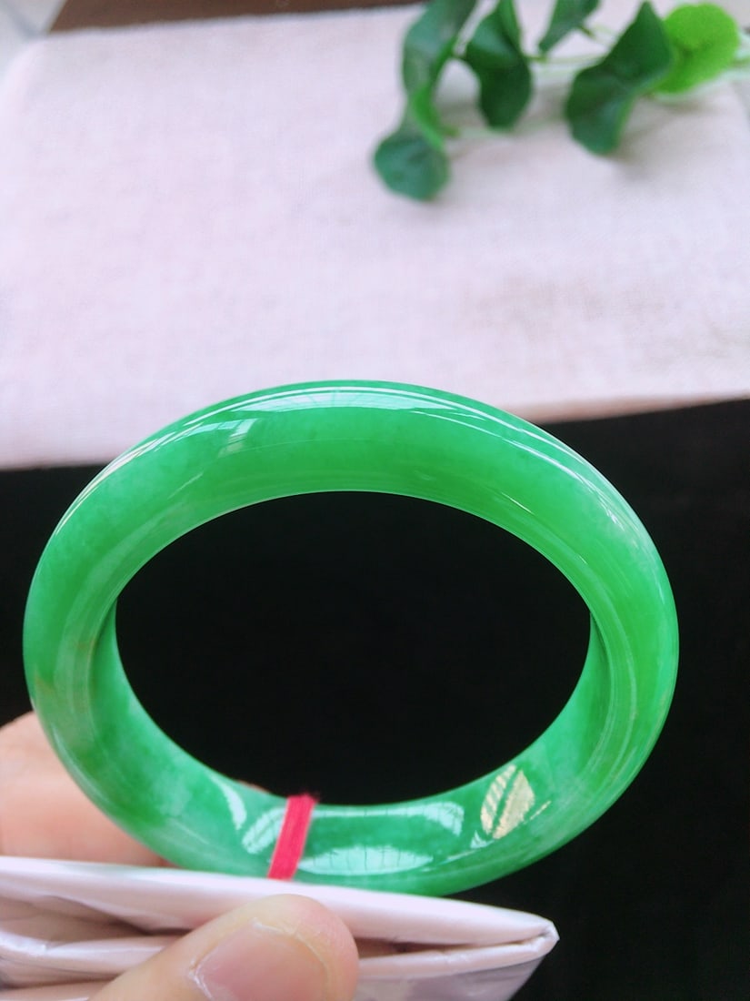 Natural Jade Bracelet (1 of 9)