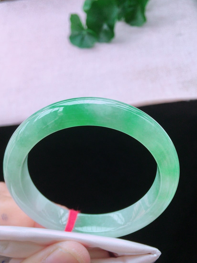 Natural Jade Bracelet (1 of 9)