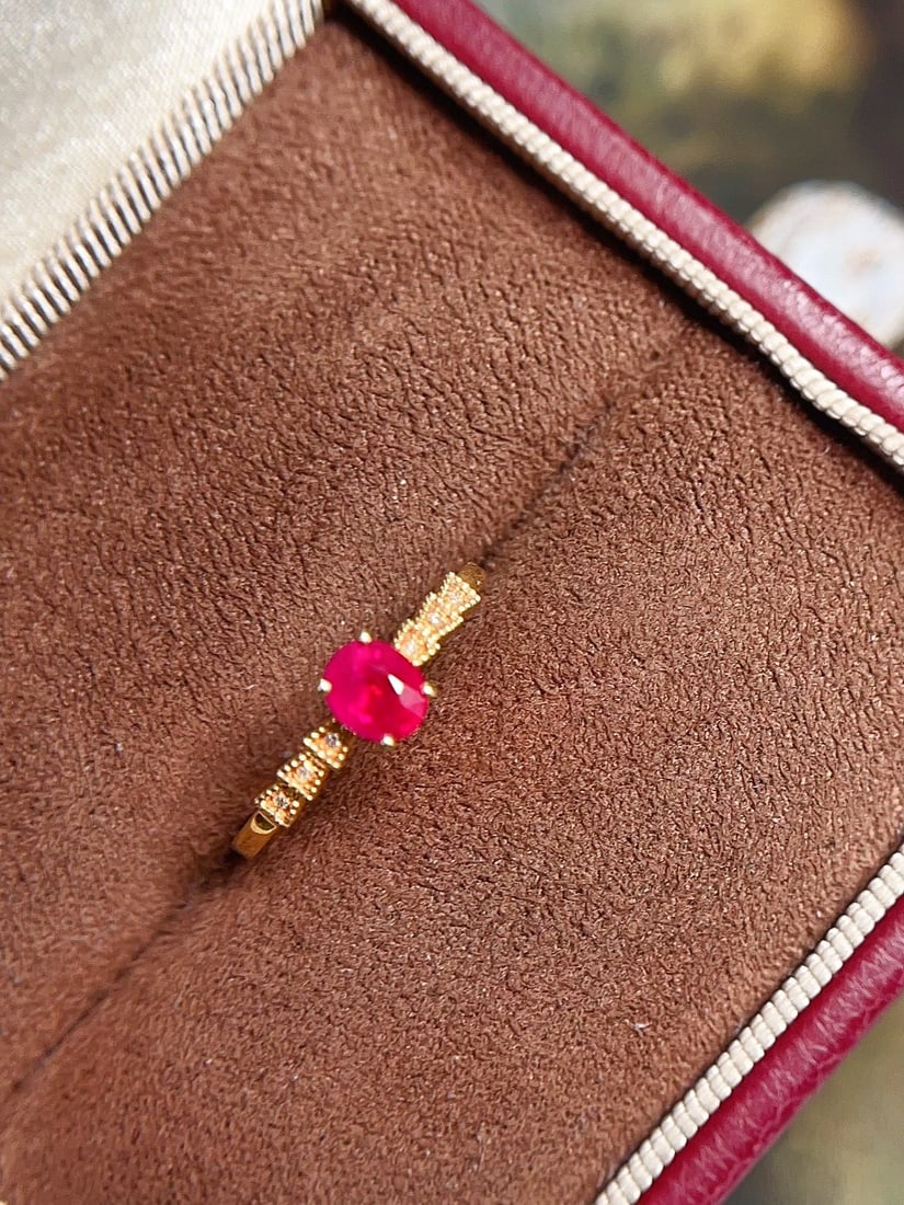 18K Gold Ruby Ring (1 of 5)