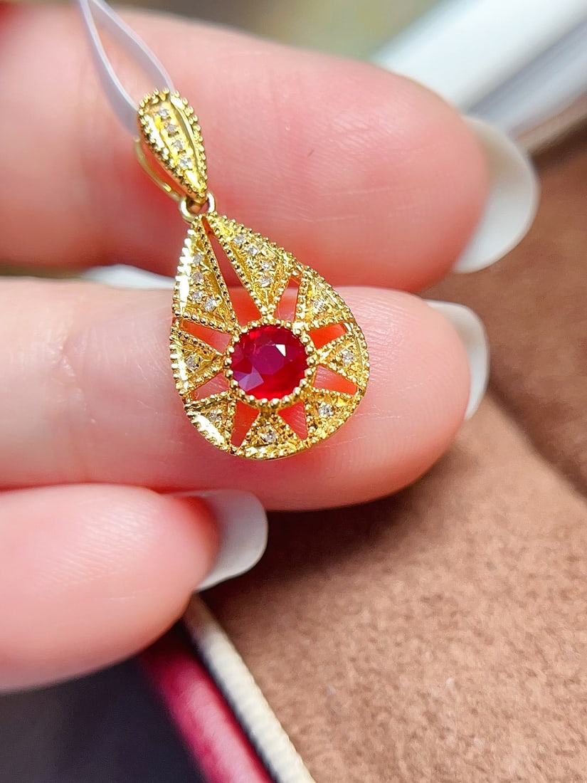 18K gold natural ruby pendant - 4