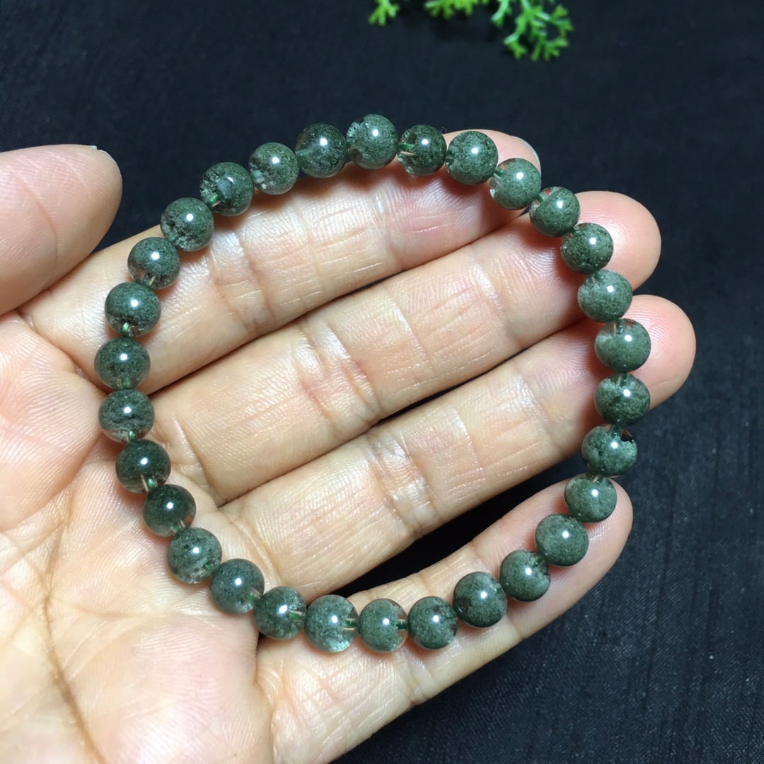 Natural crystal bracelet - 6