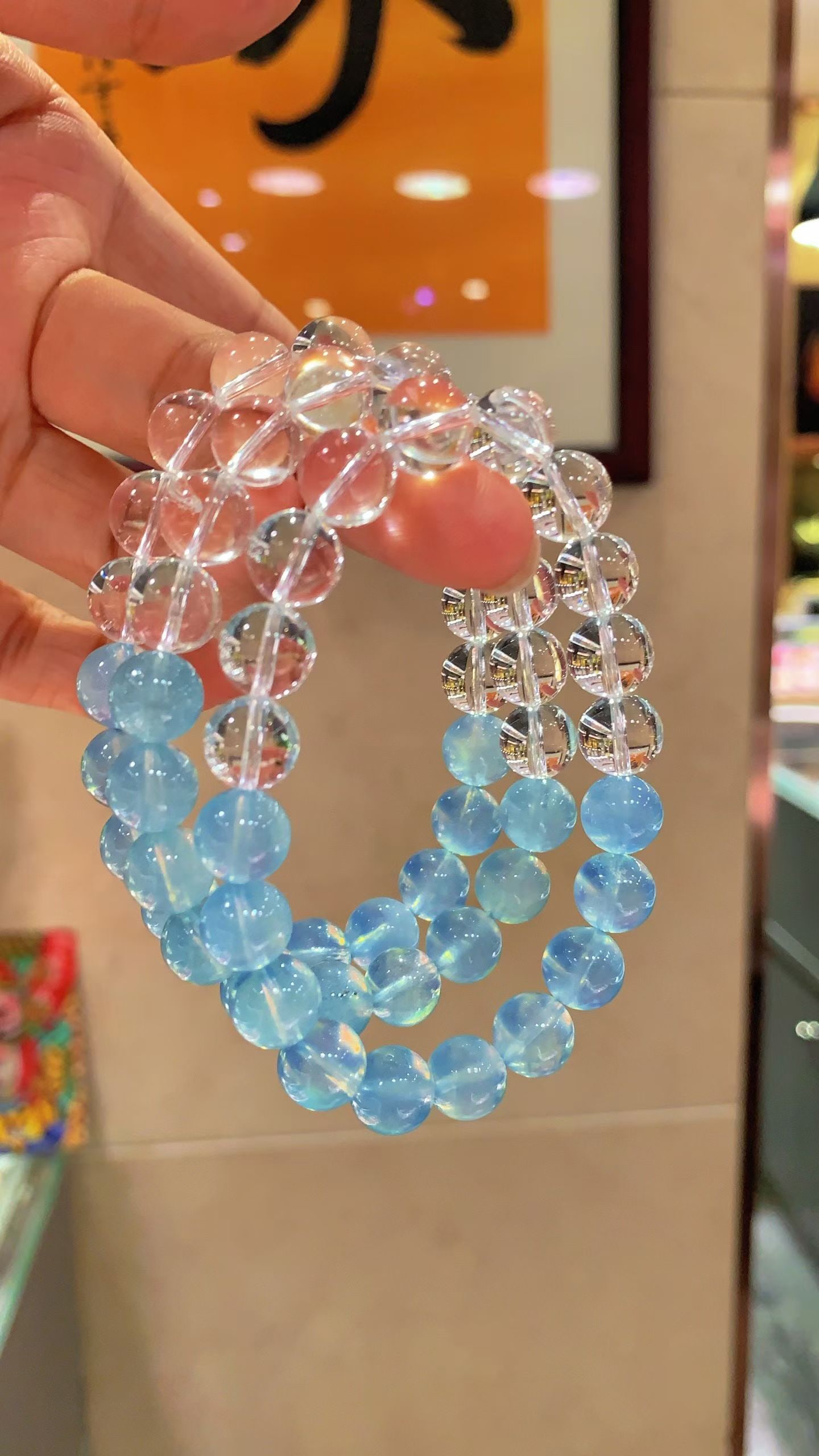 Natural white crystal and aquamarine bracelet 10mm: Title: Natural white crystal and aquamarine bracelet 10mm Description: This bracelet perfectly combines the clear natural white crystal with the soft sea blue color. The white crystal is as pure and