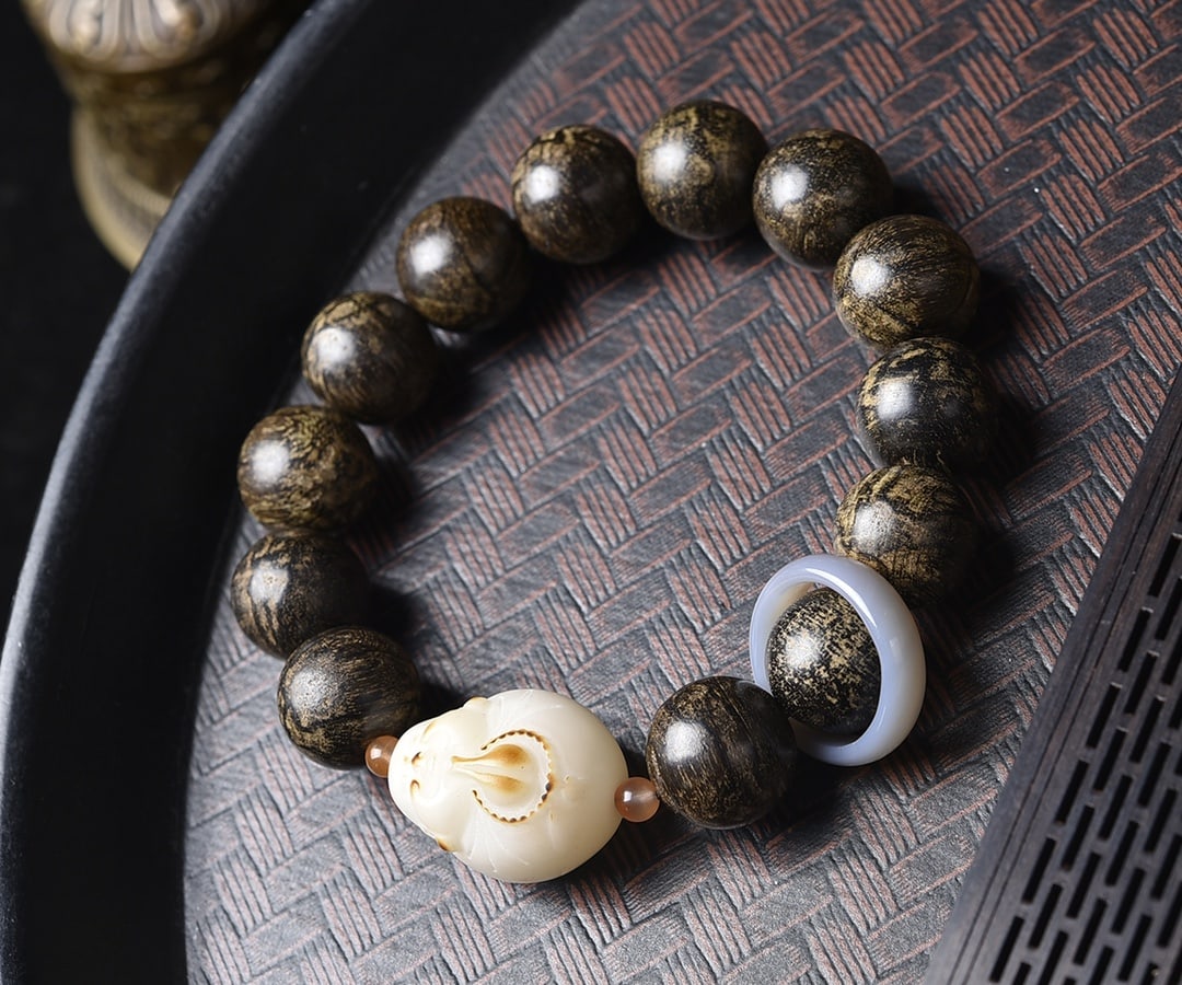 Agarwood bracelet - 5