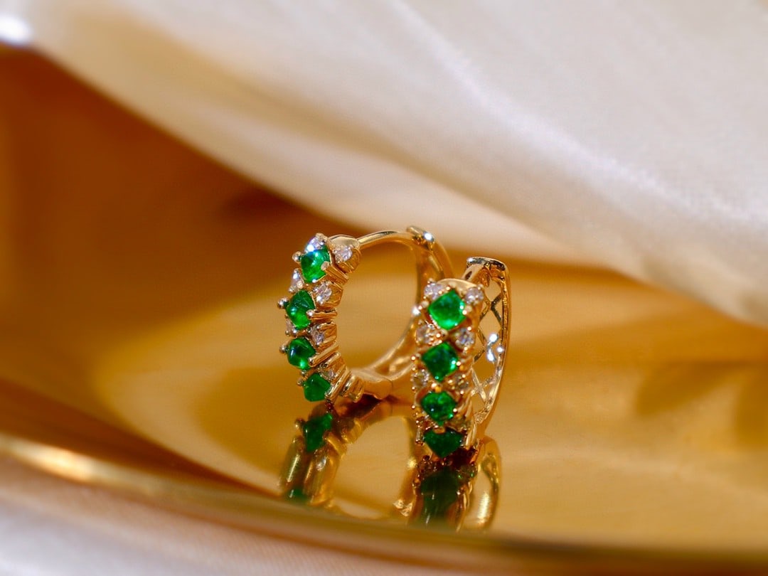 Natural emerald diamond earrings - 2