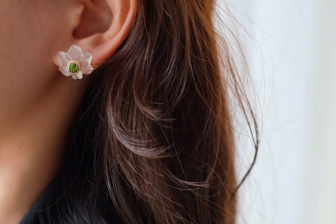 18K gold natural moonstone and white crystal earrings - 8