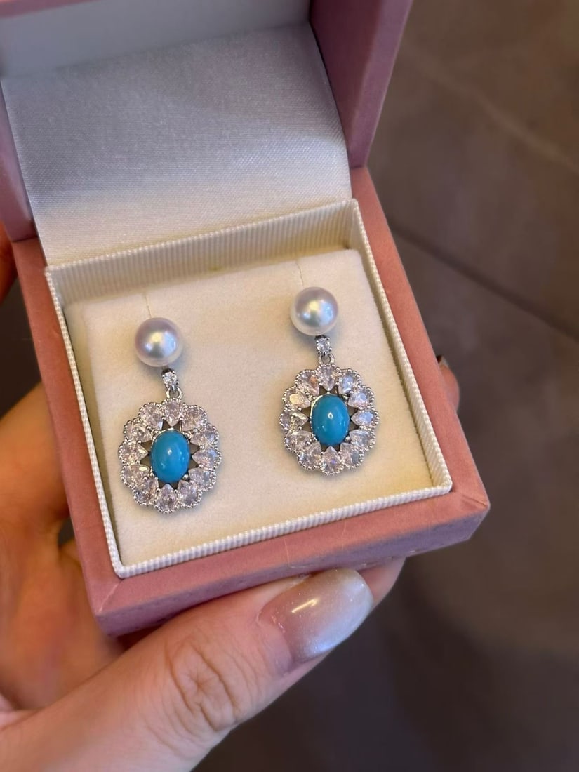 Turquoise paired with pearl necklace - 3