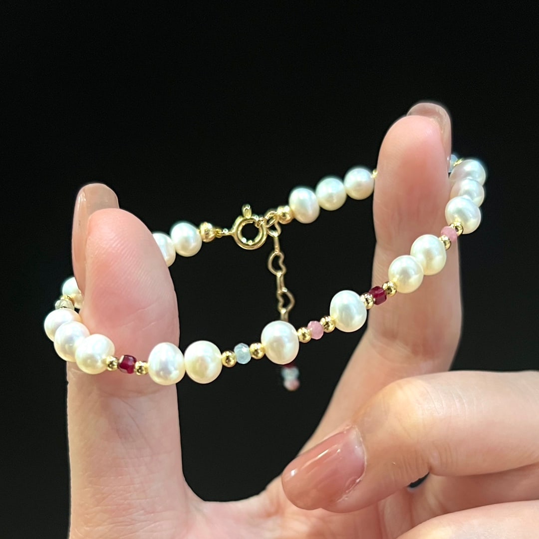 Pearl bracelet - 2