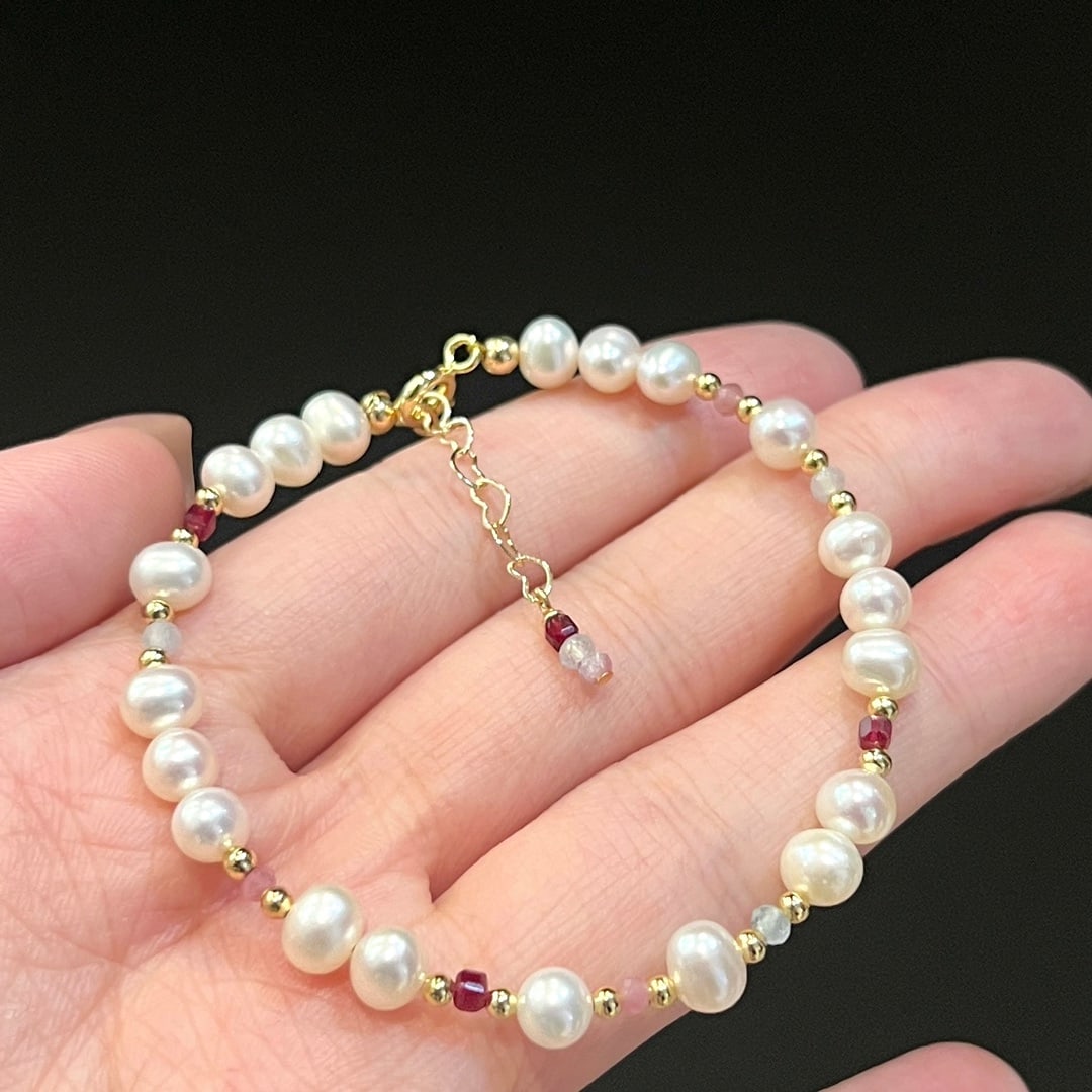 Pearl bracelet - 4