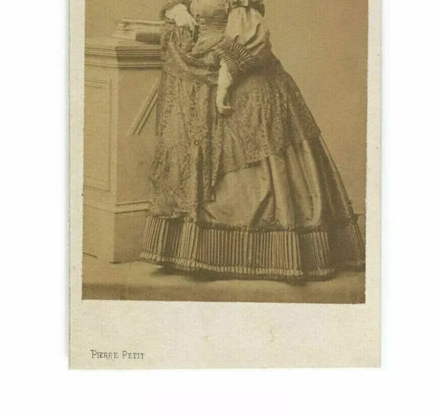 CDV Photo – Marie Cabel, Soprano – Pierre Petit, French Opera c 1862 - 4