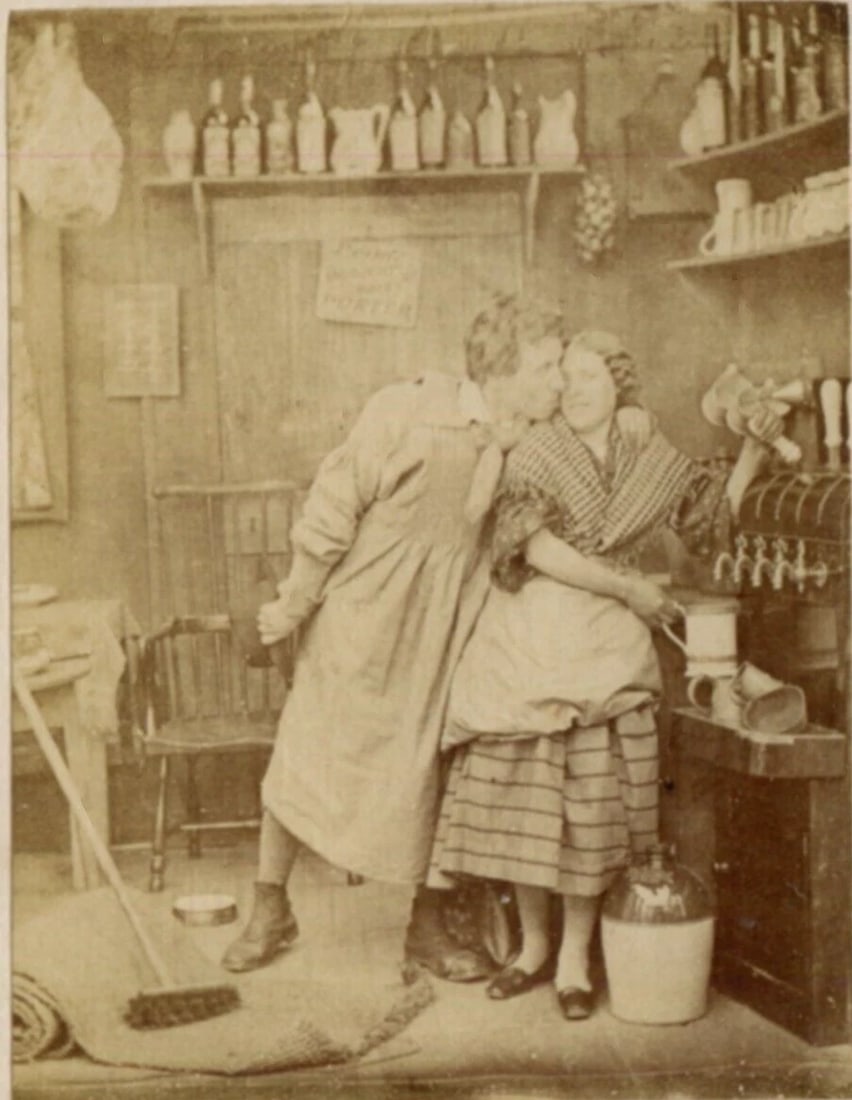 CDV Photo Draw it Mild 19th Century Humorous Scene (1 of 8)