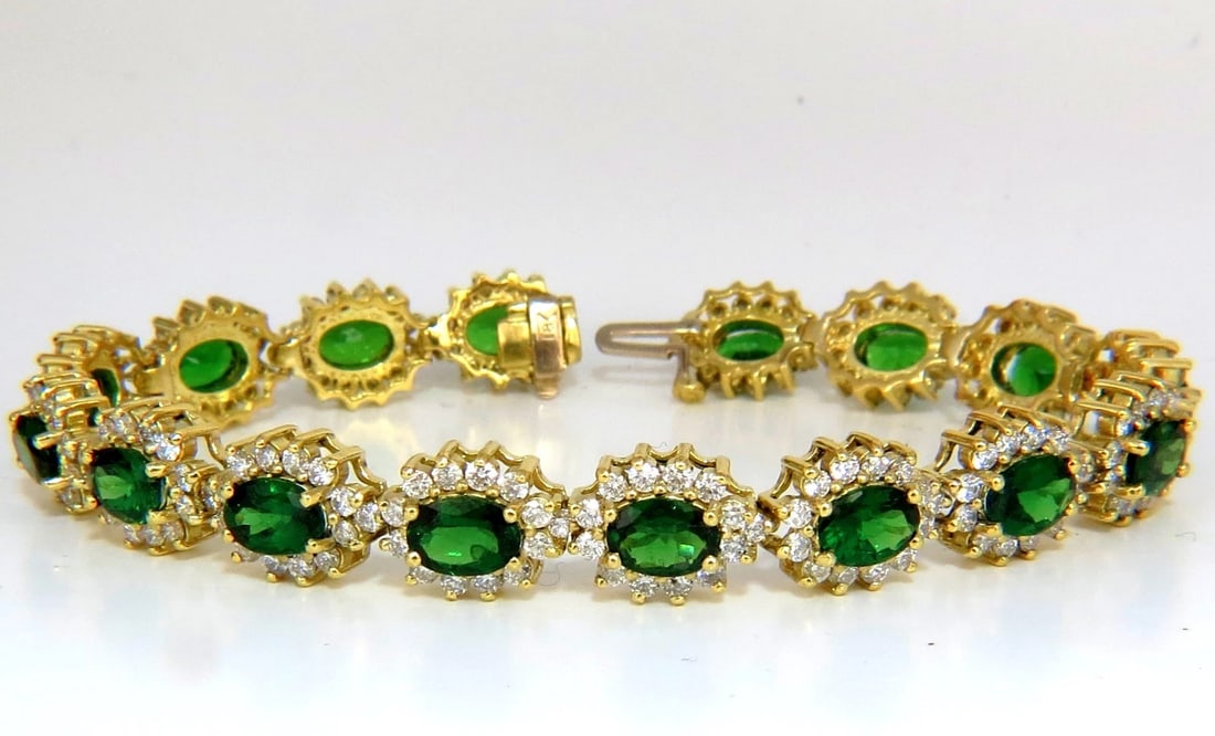 70ct Natural Tsavorites Necklace Earrings Bracelet Suite 18kt 10058 ** - 10