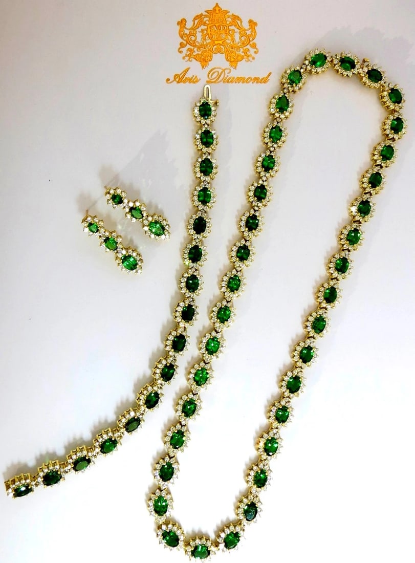 70ct Natural Tsavorites Necklace Earrings Bracelet Suite 18kt 10058 ** - 9