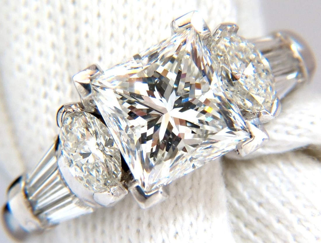 GIA certified 4.77ct. princess cut diamonds ring G/Si-1 platinum classic + - 2