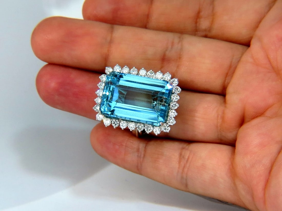 GIA Certified 33.85ct Natural Blue Aquamarine diamonds ring 14kt - 7